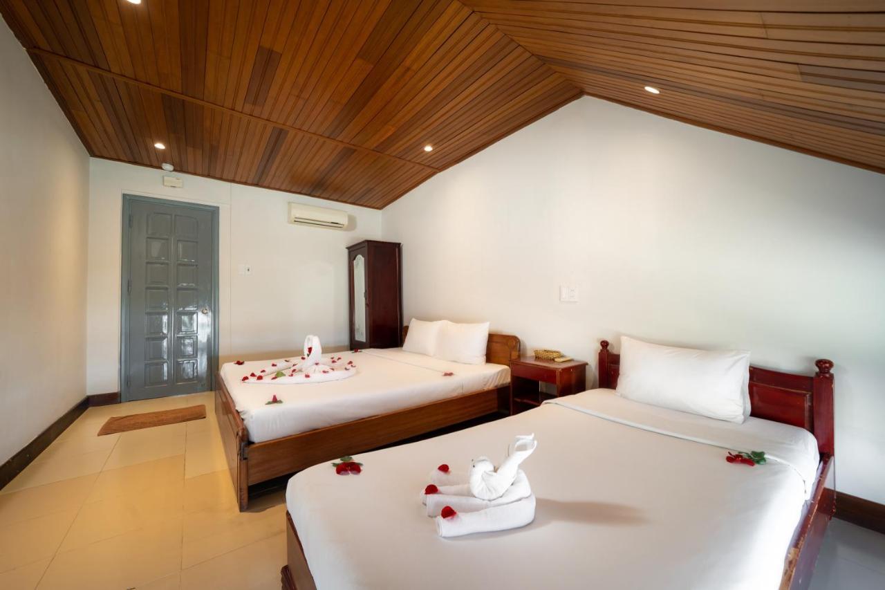 Bed Station Hostel & Pool Bar Hoi An " Former Sunflower" Esterno foto